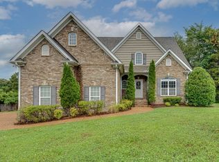 7104 Chessington Dr, Fairview, TN 37062