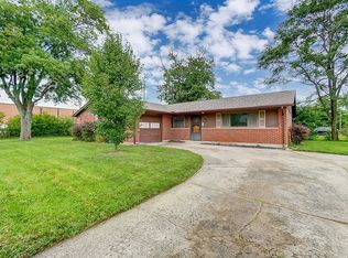 104 W Boitnott Dr, Englewood, OH 45322