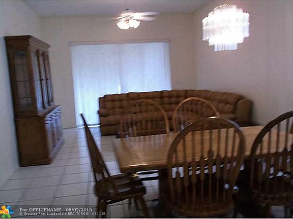 5th image of 10100 Lombardy Dr #10100