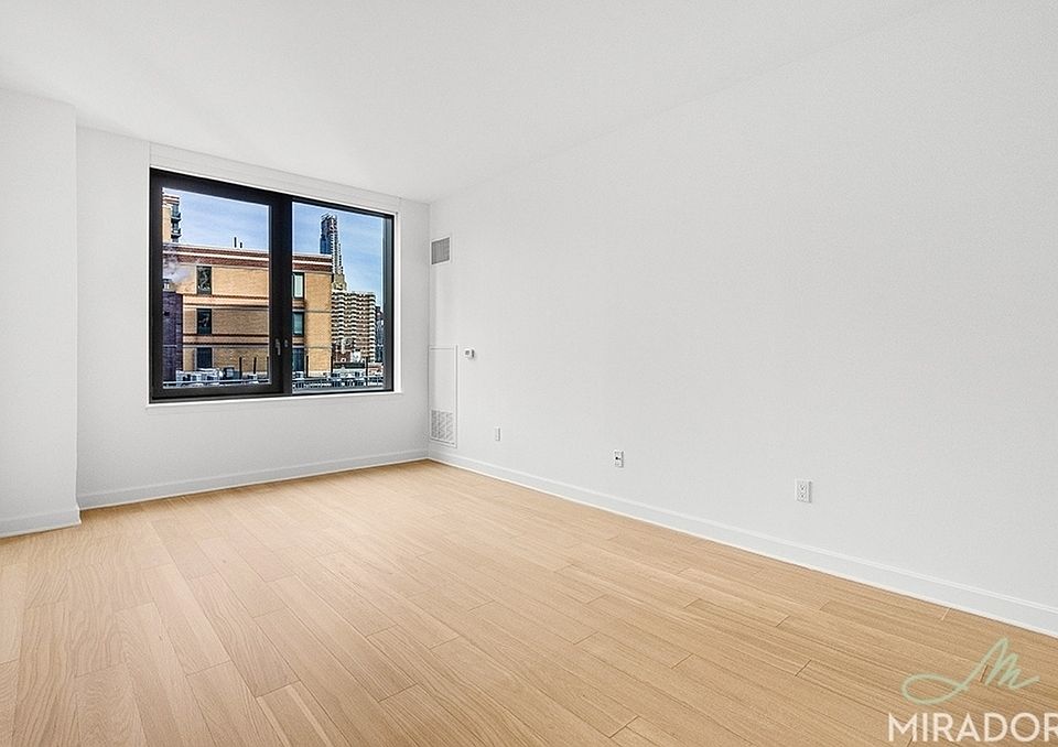 1st image of 21 W End Ave APT 1814