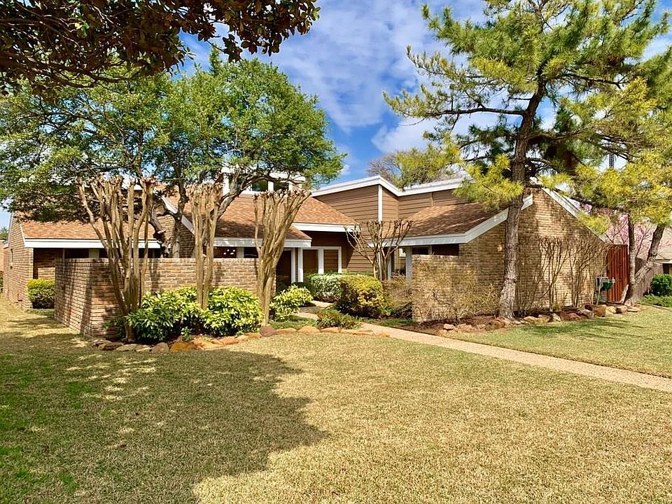 1st image of 3105 Oxford Ct