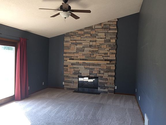 4th image of 3939 Green Acre Dr