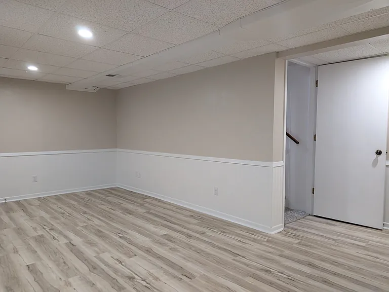 2408 S Gladys Ave — Photo 29