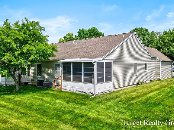 4th image of 271 Rolling Greene Dr NW