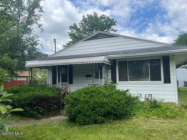 1st image of 252 Kenmore Ave