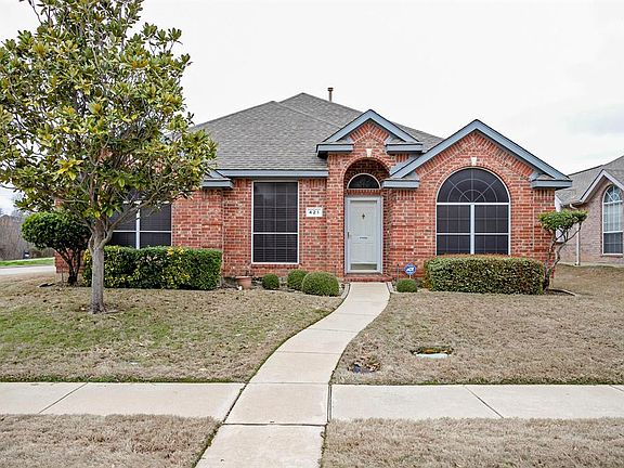 2nd image of 421 Cody Ln