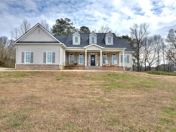 1144 Pine Shadows Dr, Dallas, GA 30157