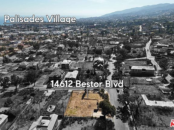 4th image of 14612 Bestor Blvd