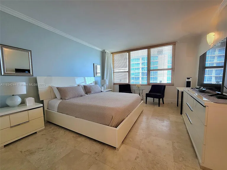 3505 S Ocean Dr #1409 — Photo 13