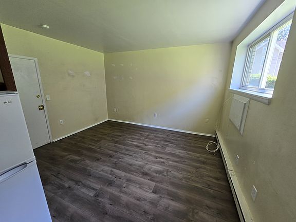 4th image of 156 Fountain St #2SF
