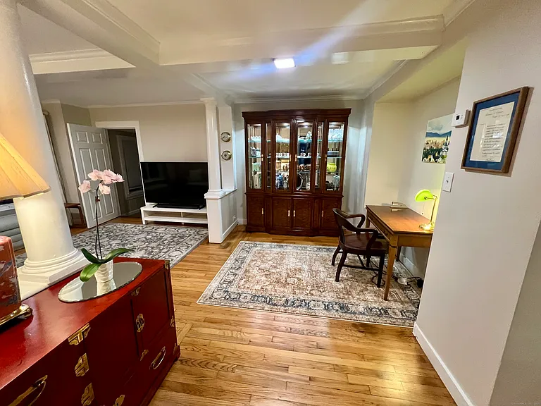 111 Fort Hale Rd — Photo 3