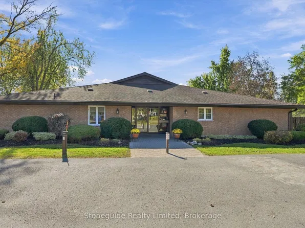 21 Paddock Wood #10, Peterborough, ON K9H 7H2