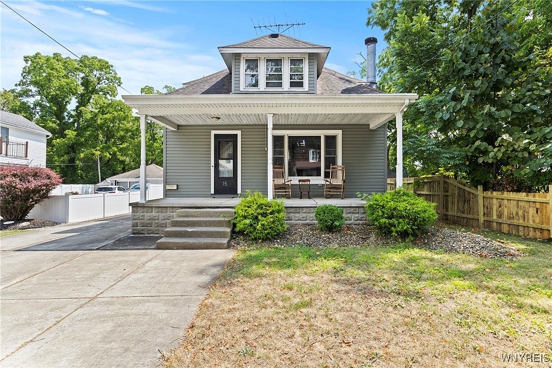 15 Holland Ave, Lancaster, NY 14086 | Zillow