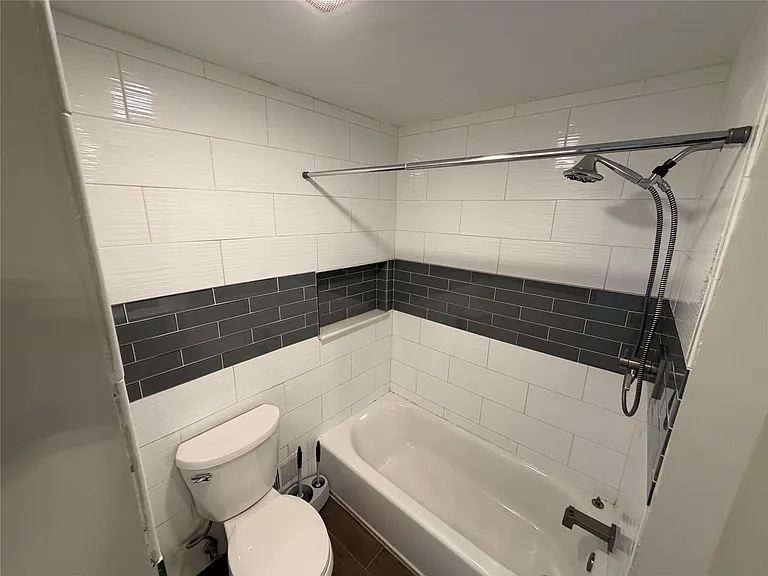 29828 City Center Dr #1 — Photo 17