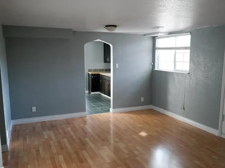 2110 King St — Photo 4