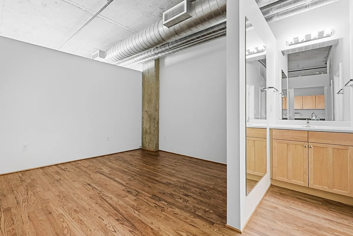 Building Photo - 1499 Blake St #4B