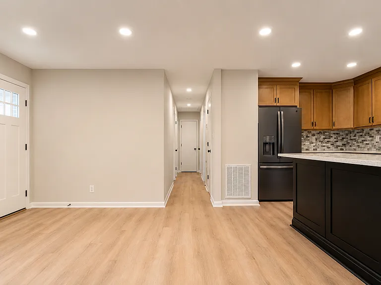 2117 Sierra Dr — Photo 16