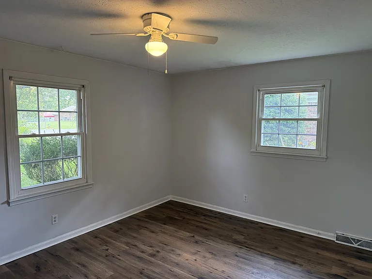 2619 Navajo Dr — Photo 7