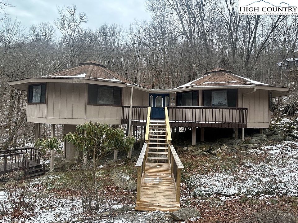 1st image of 1929 Sugar Mountain Drive