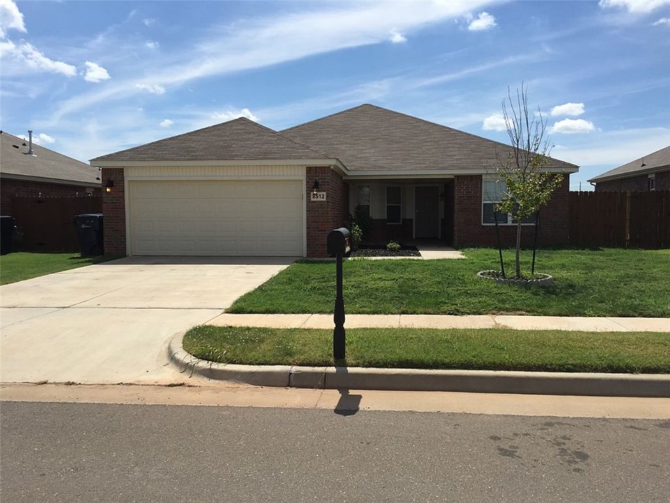 1st image of 8512 SW 49th Cir