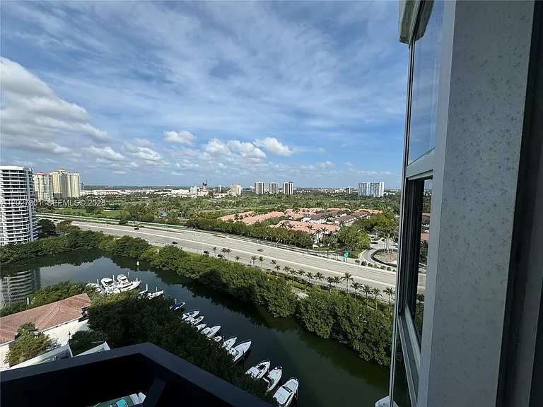 3500 Mystic Pointe Dr #2003 — Photo 12