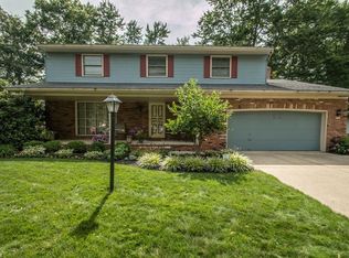 6852 Blue Spruce Oval, Middleburg Heights, OH