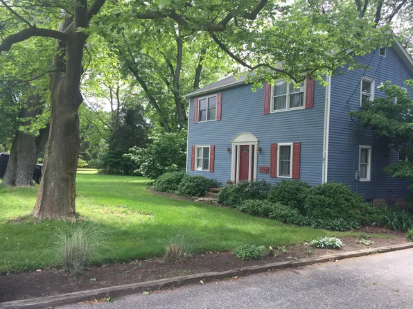 1525 Silverton Rd, Toms River, NJ 08755