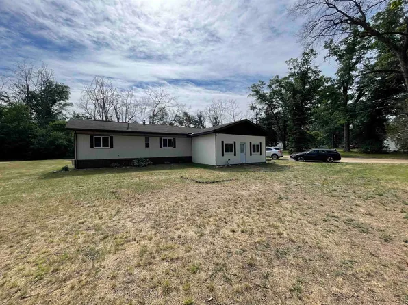 5329 Skunk Hollow Dr, Prescott, MI 48756