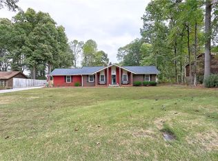 1904 Windburn Ct, Snellville, GA
