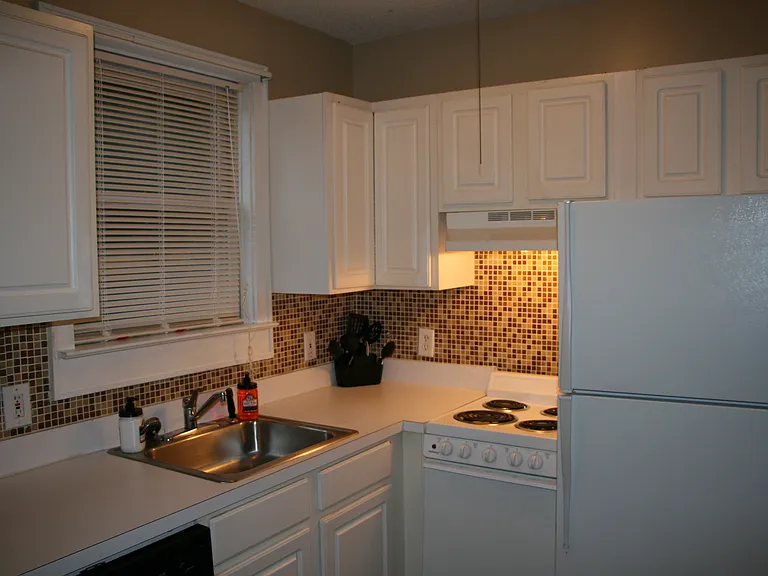 517 N Wilson Ave #201 — Photo 2