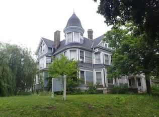 743 N 25th STREET, Milwaukee, WI 53233