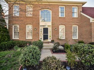 2440 Dakota Lakes Dr, Herndon, VA 20171