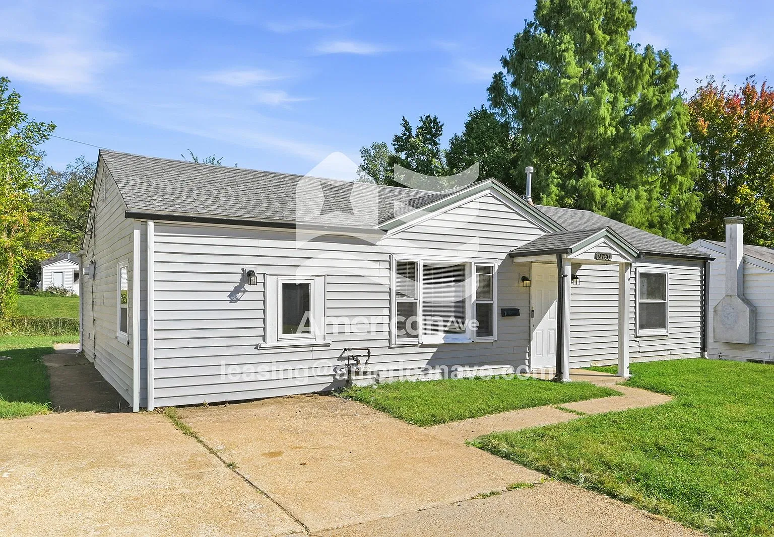 3 bed, 1.0 bath, 1032 sqft, $1,325 — Photo 2