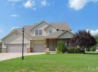 2 Stonecrest Ct, Groveland, IL