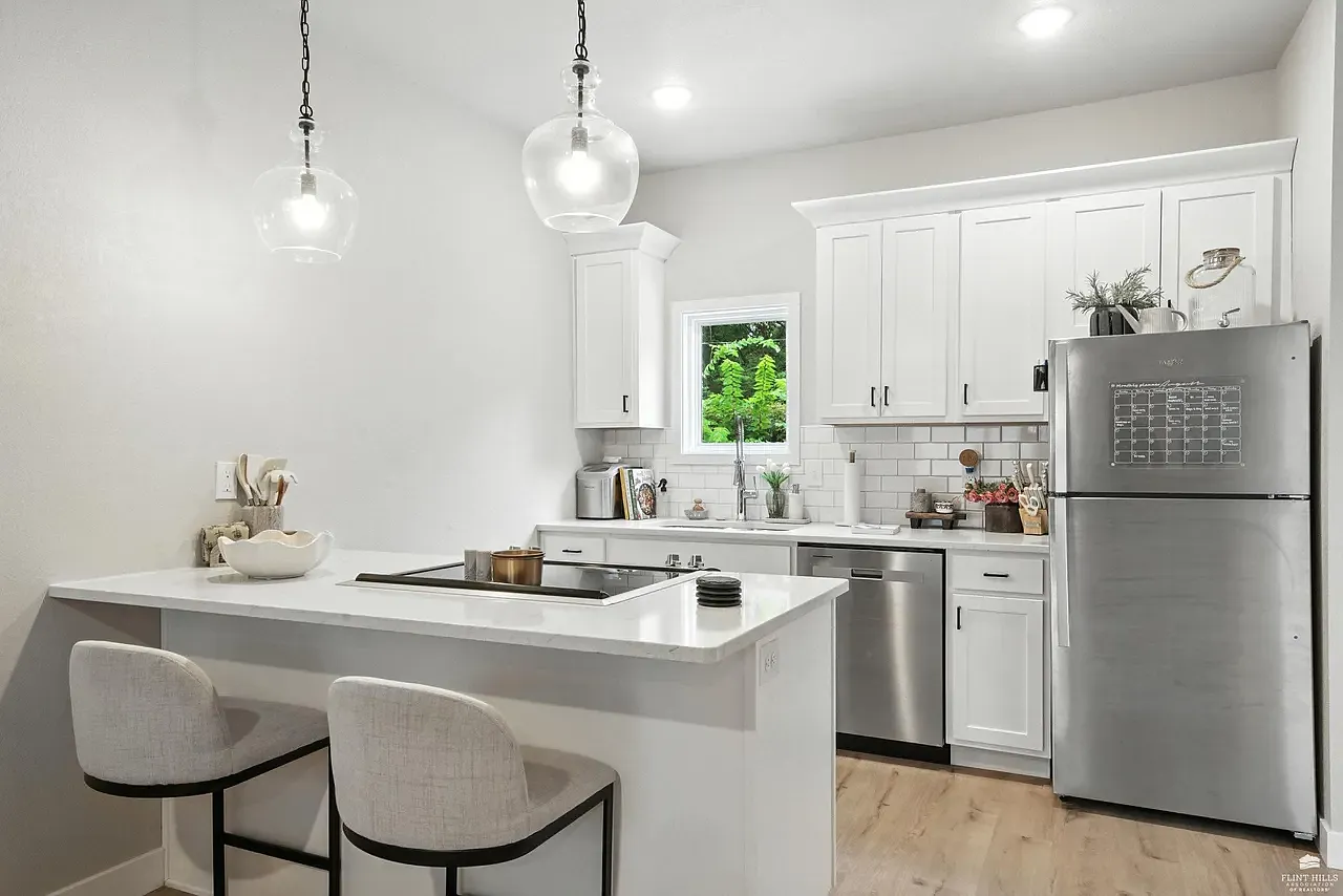 1 bed, $1,400 — Photo 2