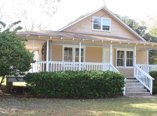 3860 Moor Shore Rd, Kitty Hawk, NC 27949