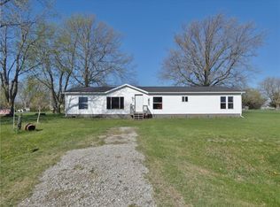 165 Langstraat Ln, Knoxville, IA 50138