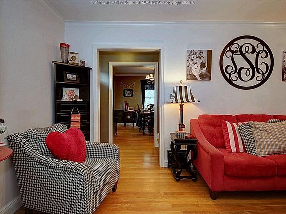 5th image of 3204 Virginia Ave SE