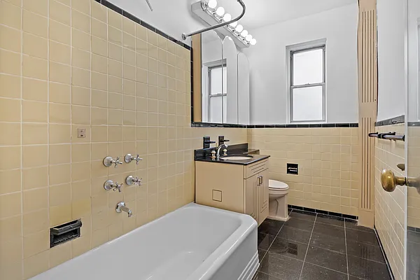 Sold by Compass | media 7