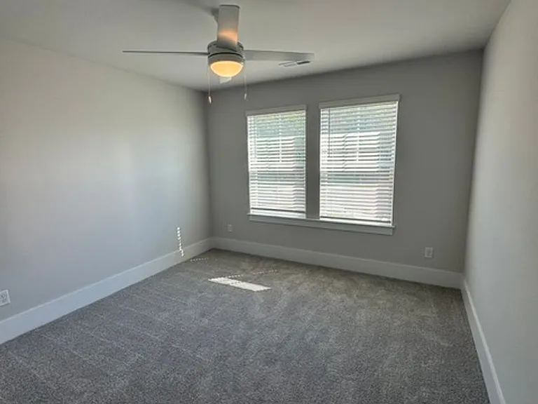 16 Cashmere Ct — Photo 16
