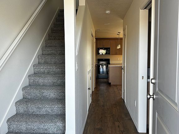 2nd image of 1063 W Lakeside Dr #1063