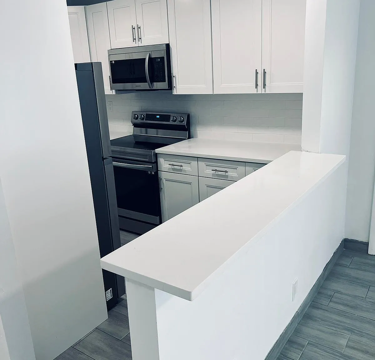 1 bed, 1.0 bath, 825 sqft, $1,900 — Photo 4