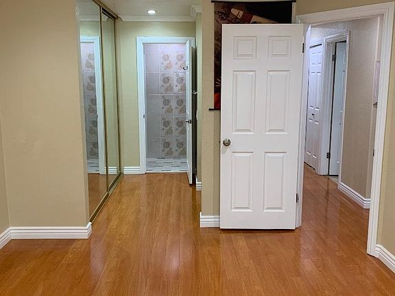 5th image of 415 Kenbrook Cir