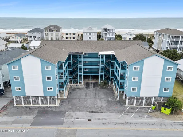 1404 Canal Drive Apt 18, Carolina Beach, NC 28428