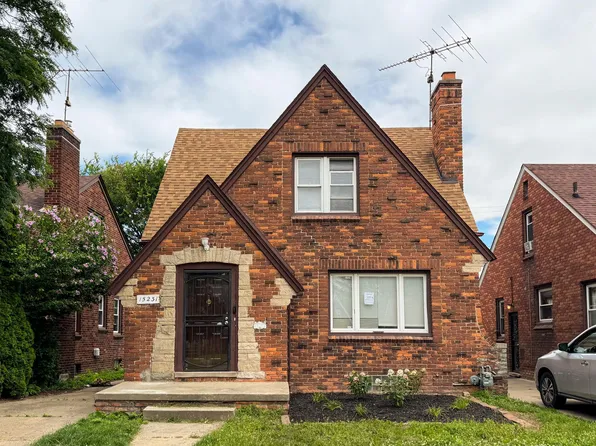 15231 Fairmount Dr, Detroit, MI 48205