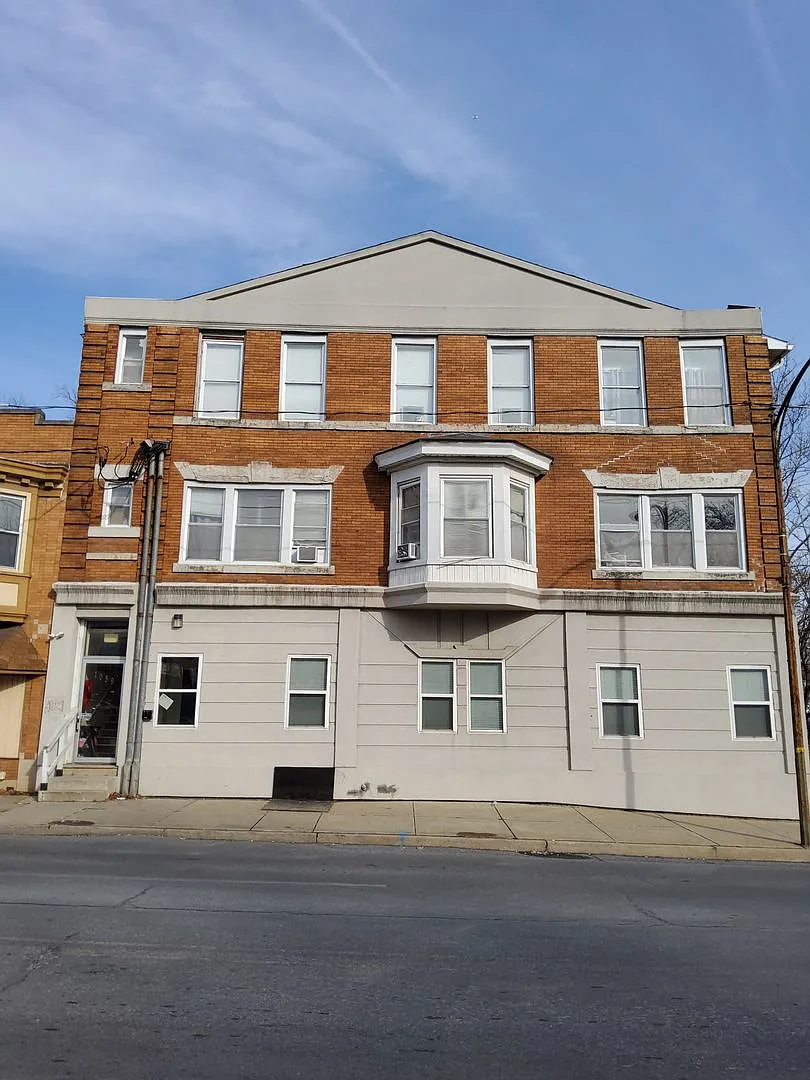 Main 1059 — Photo 2