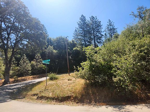 3rd image of 047-048 Texas Hill Rd