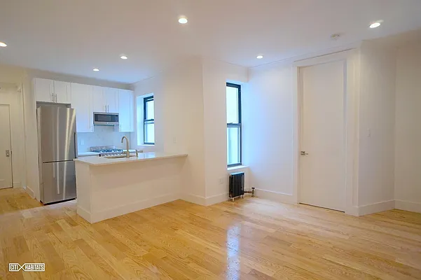 Rented by Citi Habitats | media 10