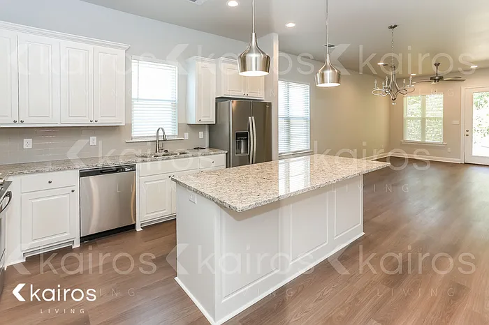 15713 Boothy Ln — Photo 6
