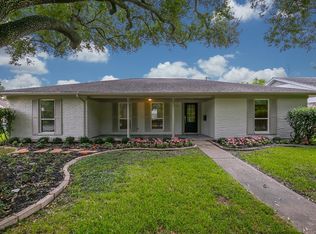 9714 Chimney Rock Rd, Houston, TX 77096